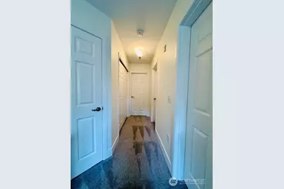 978 Edmonds Avenue NE #C, Renton, WA 98056 - Photo 13