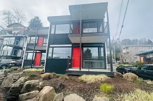 3521 S Leschi Pl, Seattle, WA 98144 - Photo 9