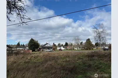 2501 Highland Avenue, Everett, WA 98201 - Photo 3