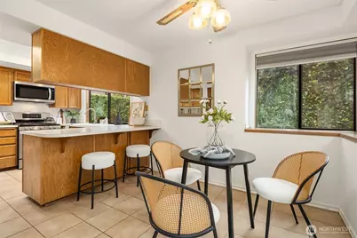 19202 SE 43rd Place, Issaquah, WA 98027 - Photo 9