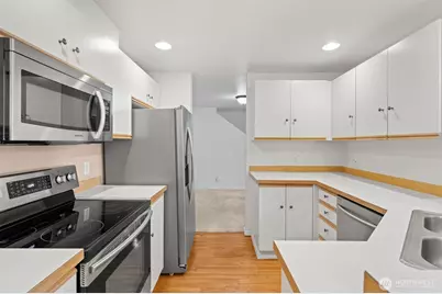 23211 56th Avenue S #13-1, Kent, WA 98032 - Photo 11