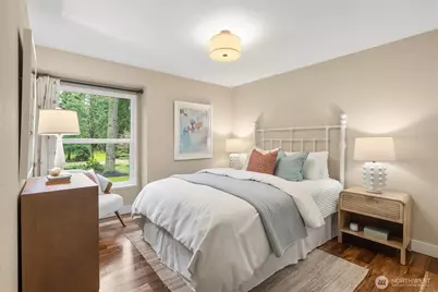 22904 NE 51st St, Redmond, WA 98053 - Photo 15