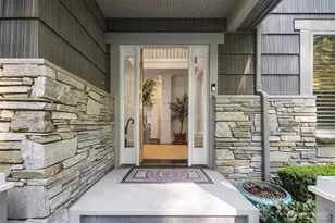 13364 Bridgestone Ct NE, Bainbridge Island, WA 98110 - Photo 5