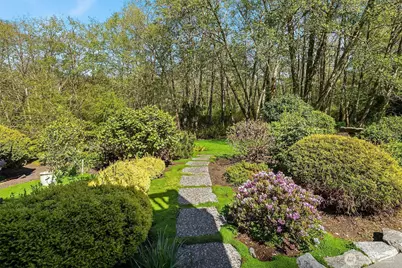 13364 Bridgestone Court NE, Bainbridge Island, WA 98110 - Photo 27