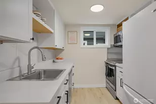 2629 Boyer Ave E, Seattle, WA 98102 - Photo 29