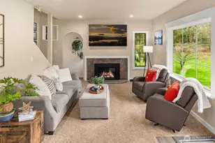 3017 SE Camano Dr, Camano Island, WA 98282 - Photo 9