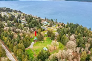 3017 SE Camano Dr, Camano Island, WA 98282 - Photo 5