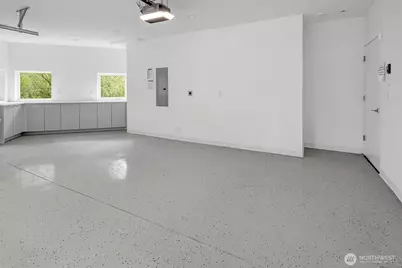 417 102nd Avenue SE, Bellevue, WA 98004 - Photo 39