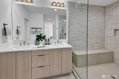 417 102nd Avenue SE, Bellevue, WA 98004 - Photo 31