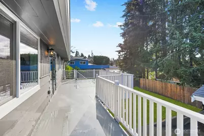 2734 Sunset Drive W, University Place, WA 98466 - Photo 35