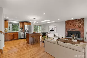 5114 W Tapps Dr E, Lake Tapps, WA 98391 - Photo 9