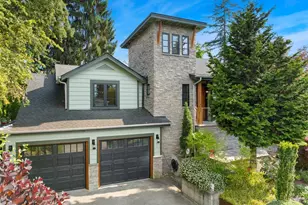 9615 NE 26th St, Clyde Hill, WA 98004 - Photo 1