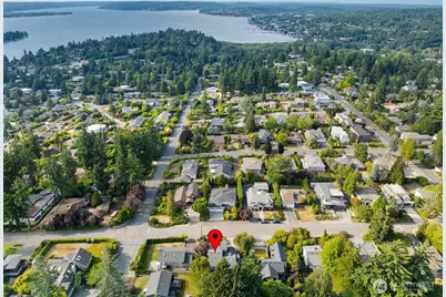 9615 NE 26th Street, Clyde Hill, WA 98004 - Photo 9