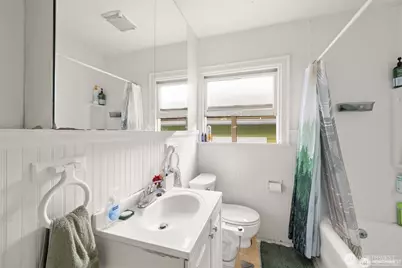 341 NE 51st Street, Seattle, WA 98105 - Photo 21