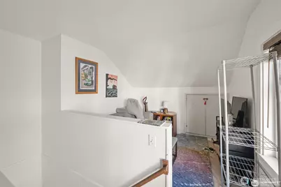 341 NE 51st Street, Seattle, WA 98105 - Photo 19