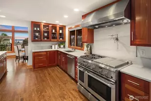 4544 49th Ave NE, Seattle, WA 98105 - Photo 9