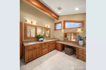 4544 49th Avenue NE, Seattle, WA 98105 - Photo 17