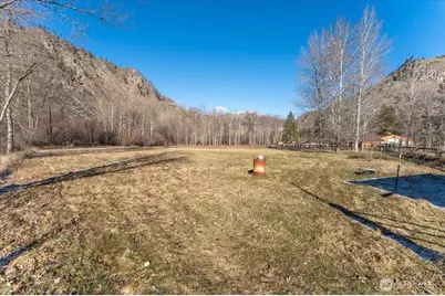 12821 Entiat River Road, Entiat, WA 98822 - Photo 31