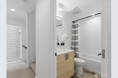 909 Hiawatha Pl S #C, Seattle, WA 98144 - Photo 19