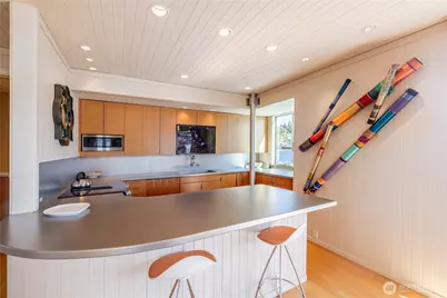 2017 Fairview Avenue E #I, Seattle, WA 98102 - Photo 9