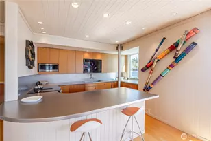 2017 Fairview Ave E, Seattle, WA 98102 - Photo 9