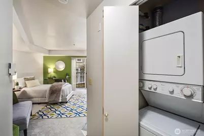 4020 Aurora Avenue N #204, Seattle, WA 98103 - Photo 7