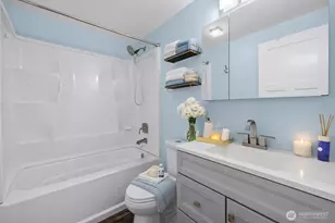 12601 NE 197th St, Bothell, WA 98011 - Photo 29