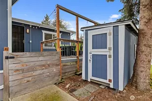 12601 NE 197th St, Bothell, WA 98011 - Photo 35