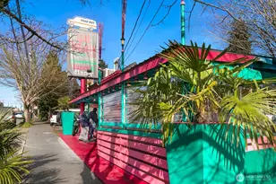 7041 14th Ave NW, Seattle, WA 98117 - Photo 37