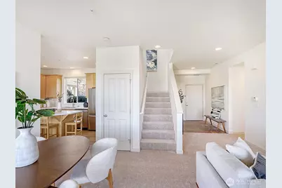 10967 W Villa Monte Drive, Mukilteo, WA 98275 - Photo 5