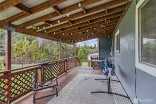 2201 Holcomb Loop Rd, Kelso, WA 98626 - Photo 7