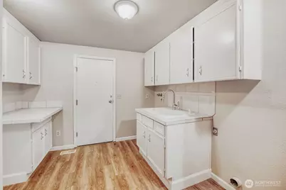 8220 64th Street Ct W, University Place, WA 98467 - Photo 31