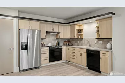 13730 Main Street, Bellevue, WA 98005 - Photo 29