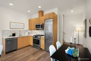 119 A 18th Ave E, Seattle, WA 98122 - Photo 15