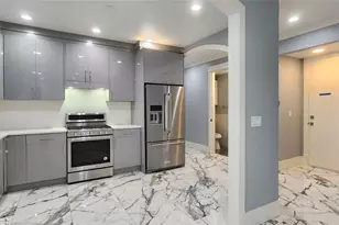 1133 N 33rd Pl, Renton, WA 98056 - Photo 9