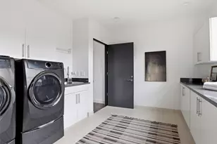 719 99th Ave NE, Bellevue, WA 98004 - Photo 33