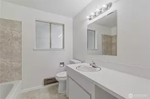 12728 214th Ave E, Bonney Lake, WA 98391 - Photo 23