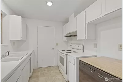 12728 214th Avenue E, Bonney Lake, WA 98391 - Photo 11