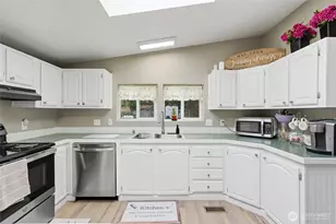 27613 Grandview Rd, Arlington, WA 98223 - Photo 11