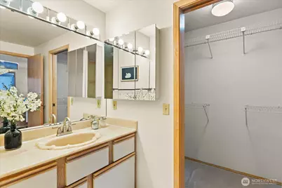 233 3rd Avenue S #305, Edmonds, WA 98020 - Photo 23