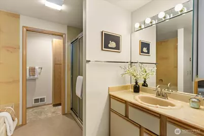 233 3rd Avenue S #305, Edmonds, WA 98020 - Photo 21