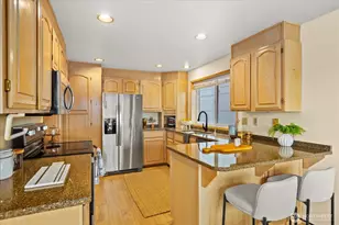 233 3rd Ave S, Edmonds, WA 98020 - Photo 13