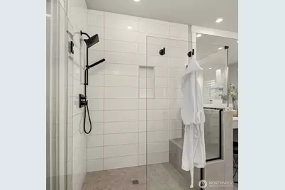 508 Glacier Peak Drive NW, Issaquah, WA 98027 - Photo 25