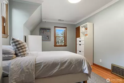 2301 Rosemont Place W, Seattle, WA 98199 - Photo 27