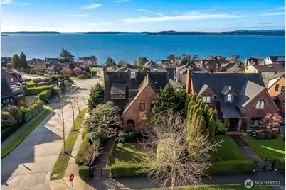 2301 Rosemont Place W, Seattle, WA 98199 - Photo 1