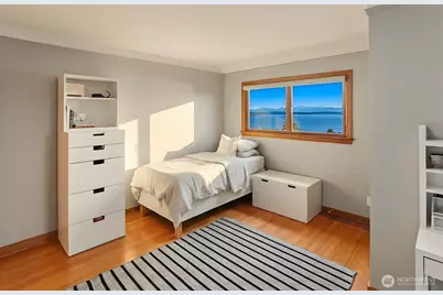 2301 Rosemont Place W, Seattle, WA 98199 - Photo 17