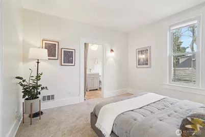 1420 N 50th Street, Seattle, WA 98103 - Photo 17