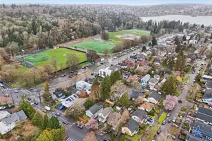 1420 N 50th St, Seattle, WA 98103 - Photo 31