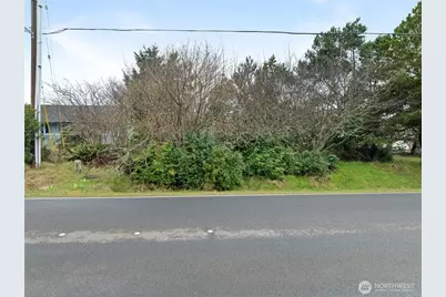 569 Canal Drive NE, Ocean Shores, WA 98569 - Photo 11