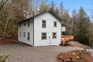 7605 NE Hidden Cove Rd, Bainbridge Island, WA 98110 - Photo 27